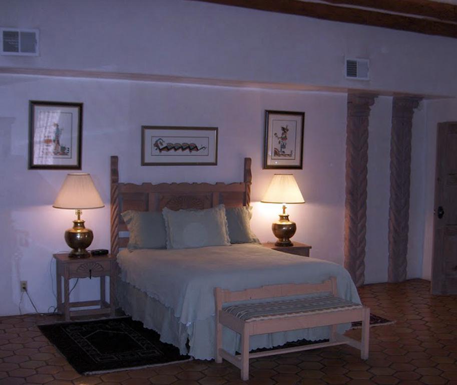 Inn At The Delta Española Habitación foto
